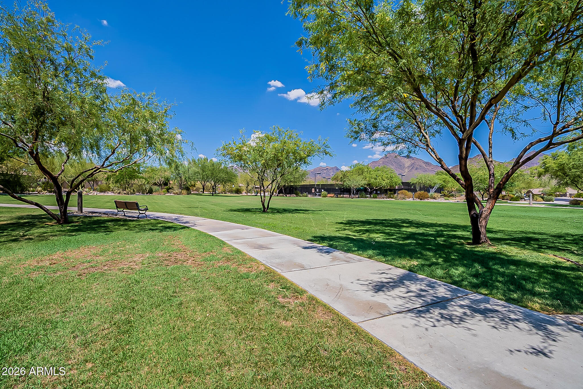 10018 E RIDGERUNNER Drive