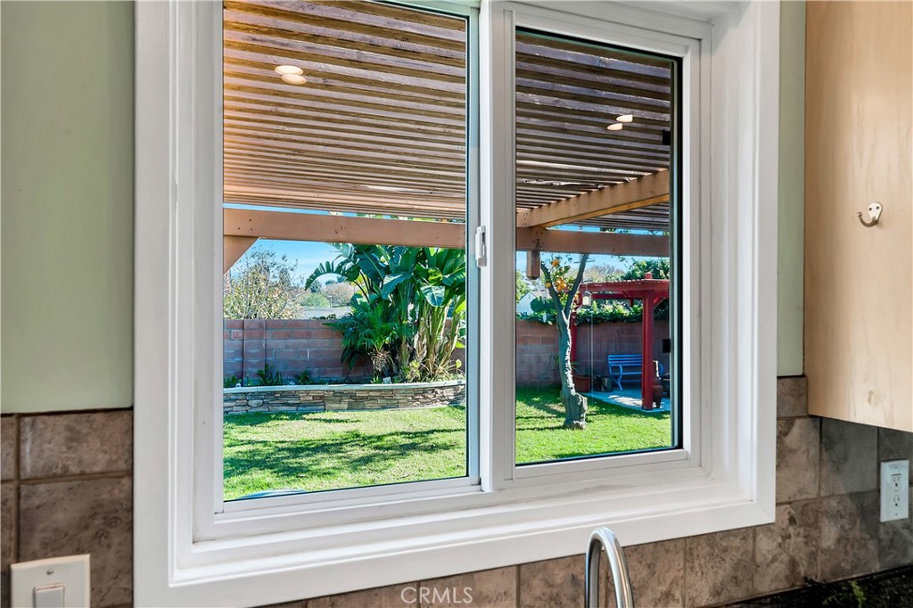 3838 Conquista Avenue