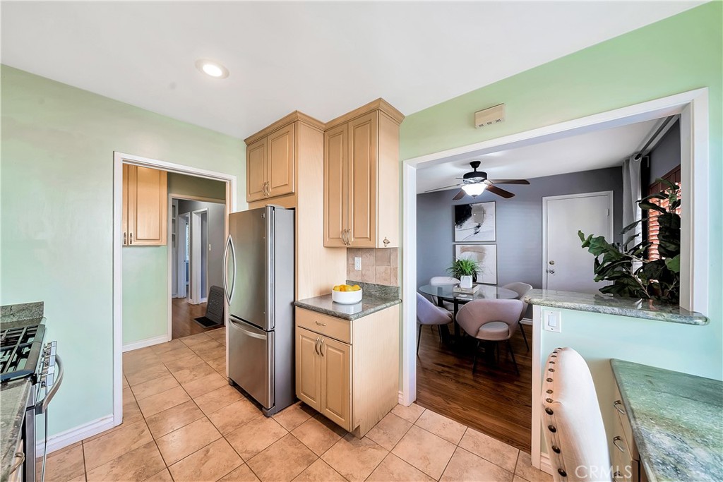 3838 Conquista Avenue