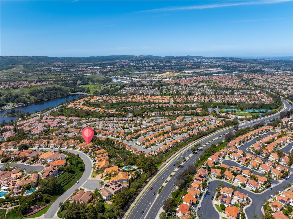 28655 Via Pasatiempo