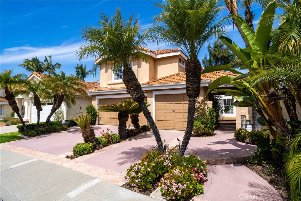 28655 Via Pasatiempo