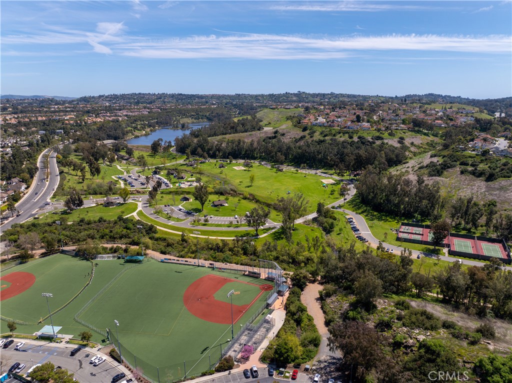 28655 Via Pasatiempo