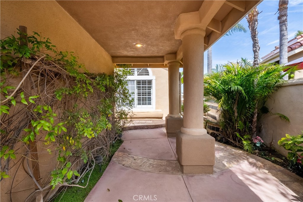 28655 Via Pasatiempo