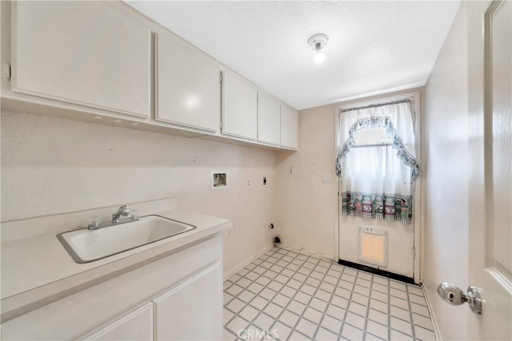 28655 Via Pasatiempo