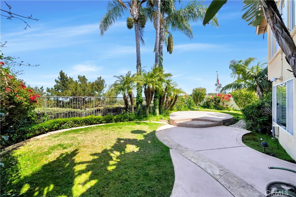 28655 Via Pasatiempo