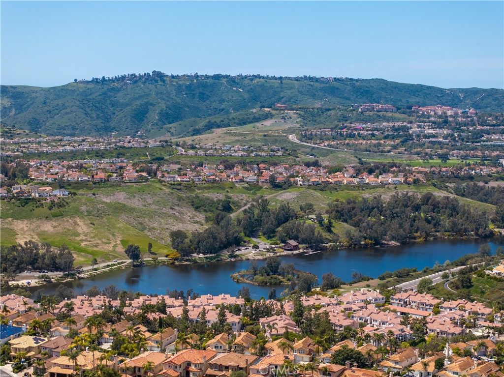 28655 Via Pasatiempo