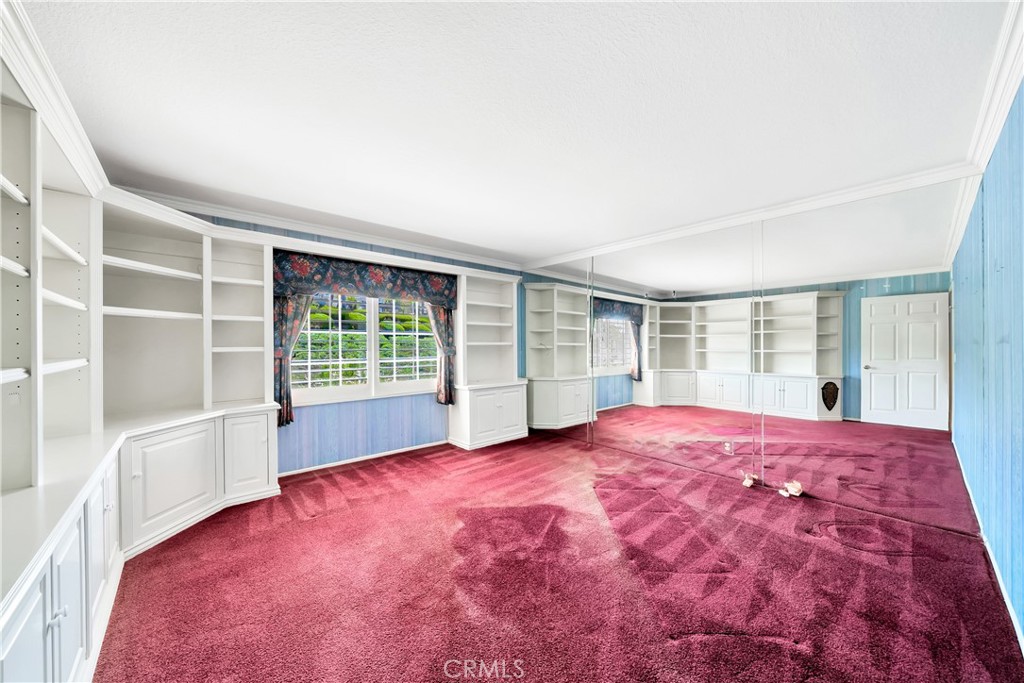 28655 Via Pasatiempo