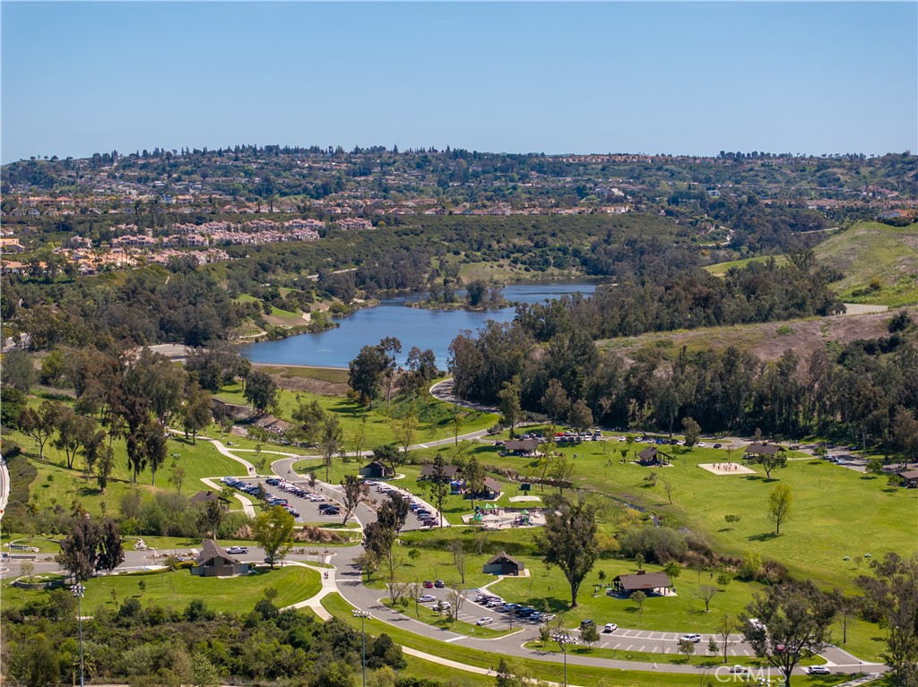 28655 Via Pasatiempo