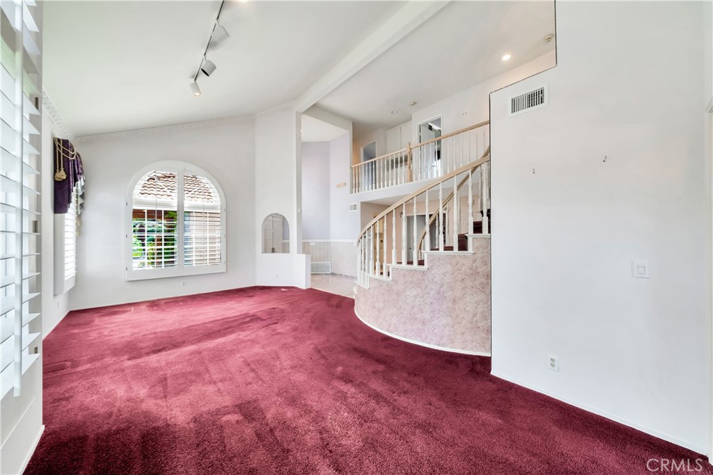 28655 Via Pasatiempo