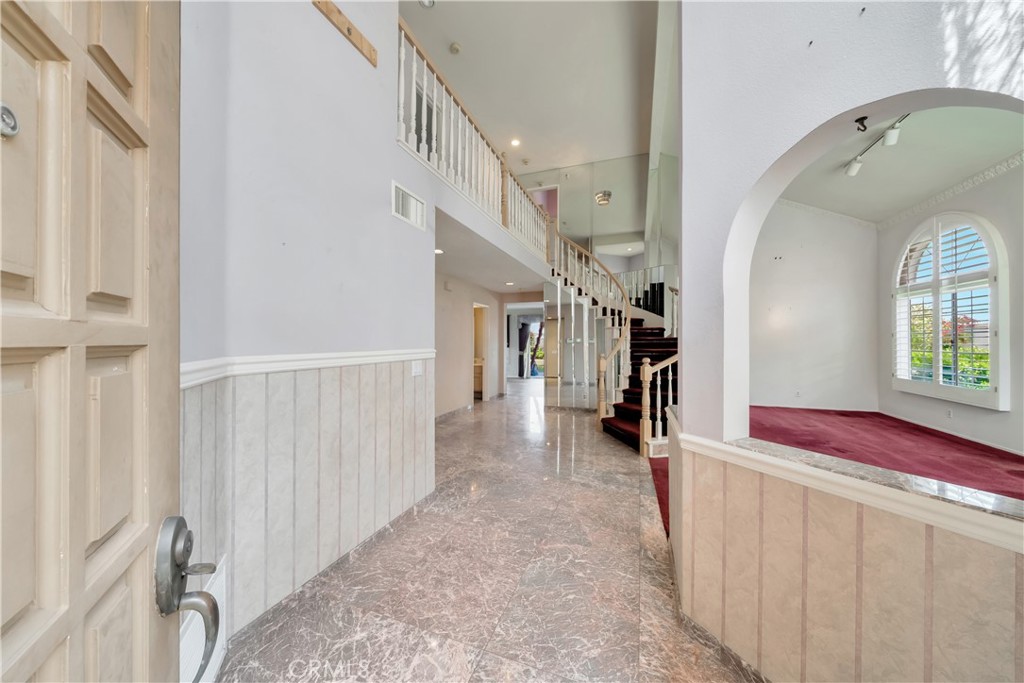 28655 Via Pasatiempo