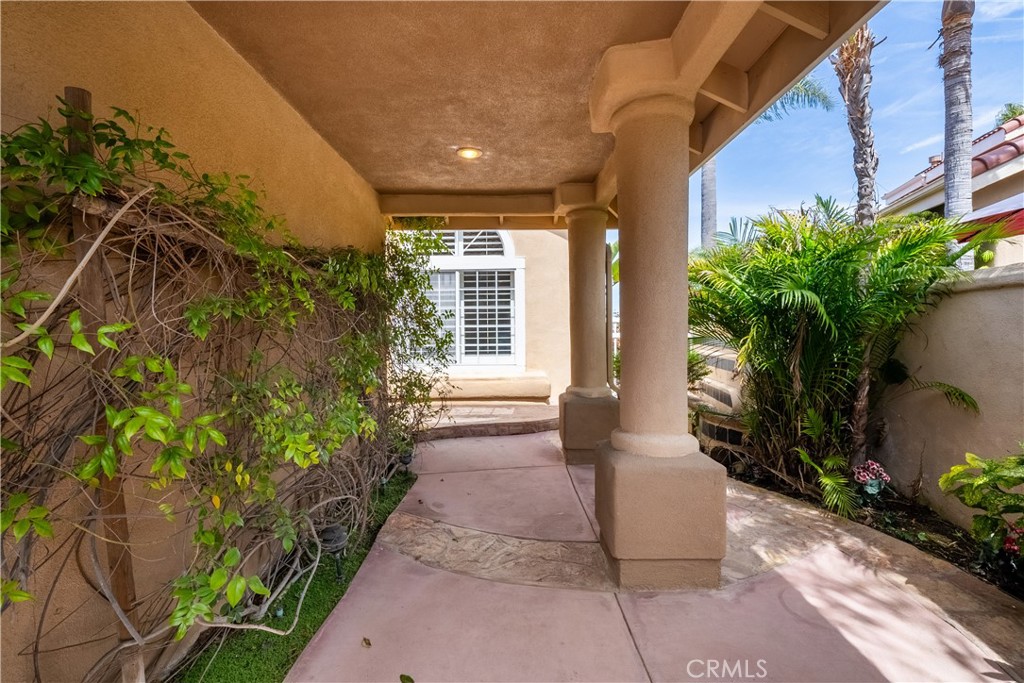 28655 Via Pasatiempo