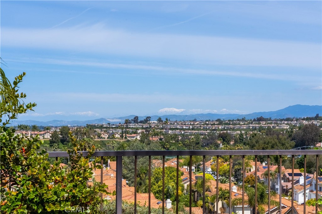 28655 Via Pasatiempo