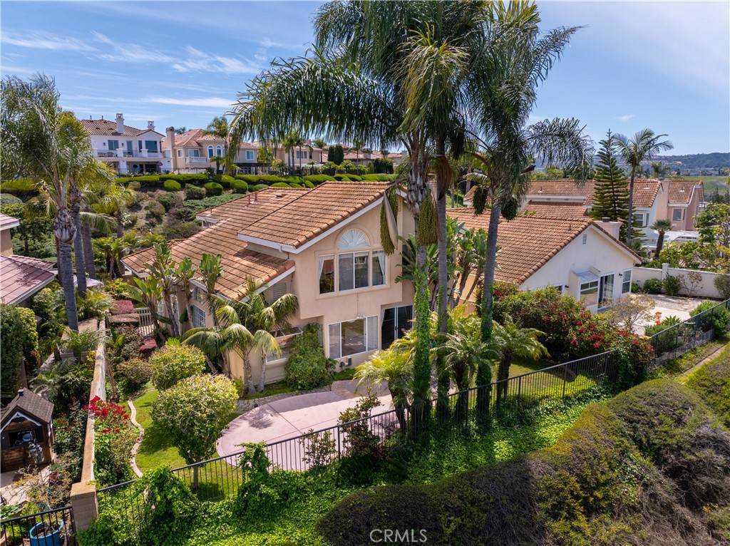 28655 Via Pasatiempo