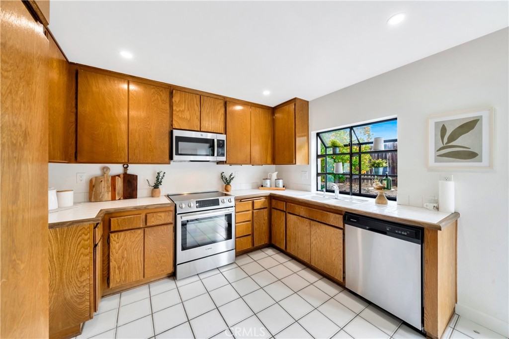 27242 Cranbrooke Drive