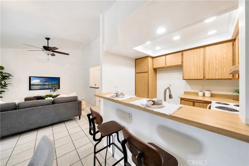 23251 La Glorieta 66