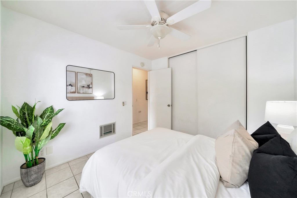 23251 La Glorieta 66