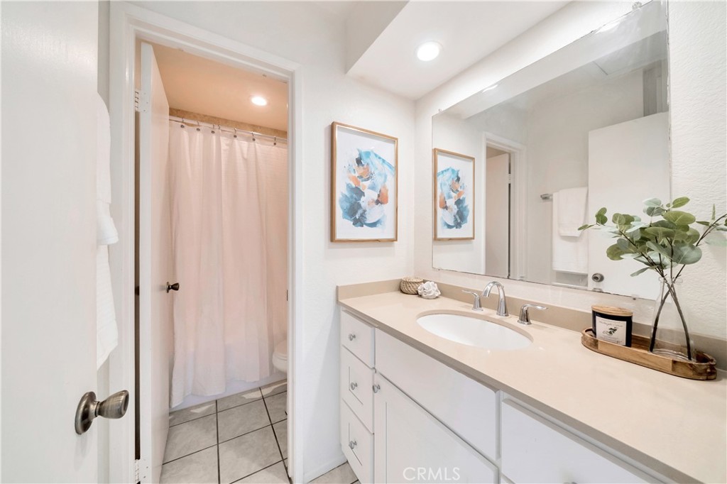 23251 La Glorieta 66