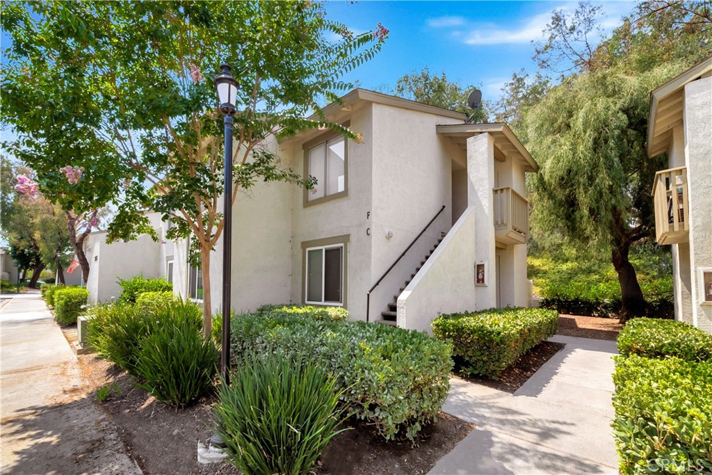 23251 La Glorieta 66