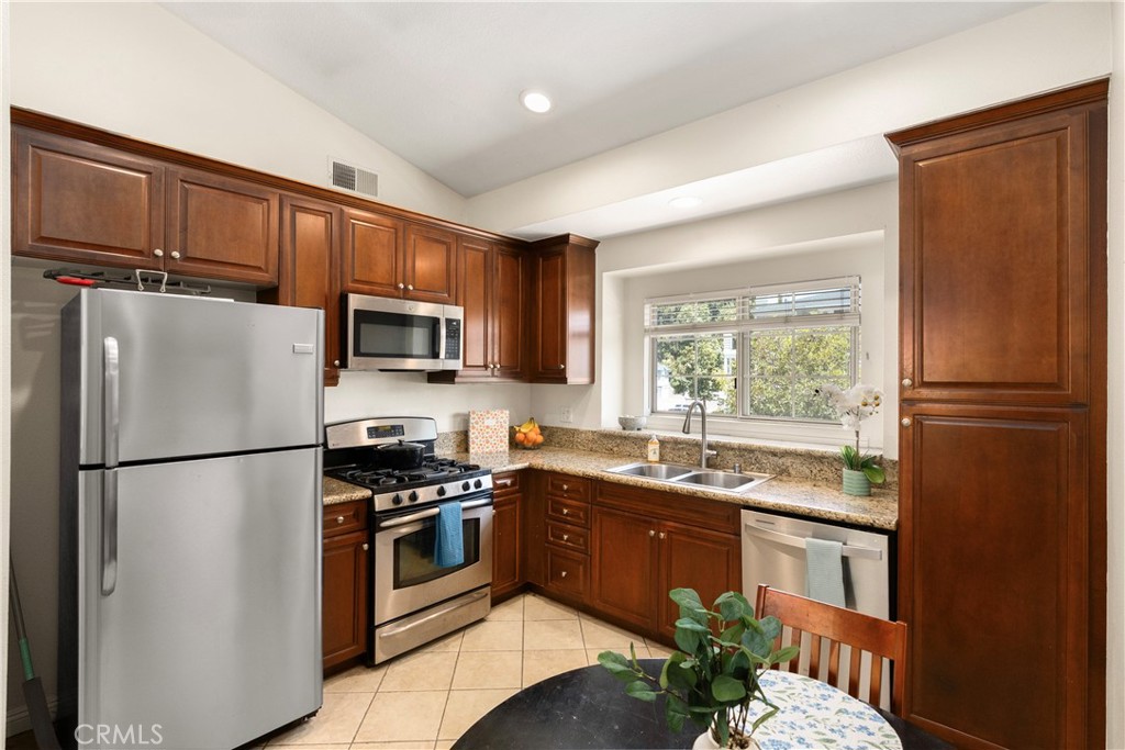 23412 Pacific Park 7C