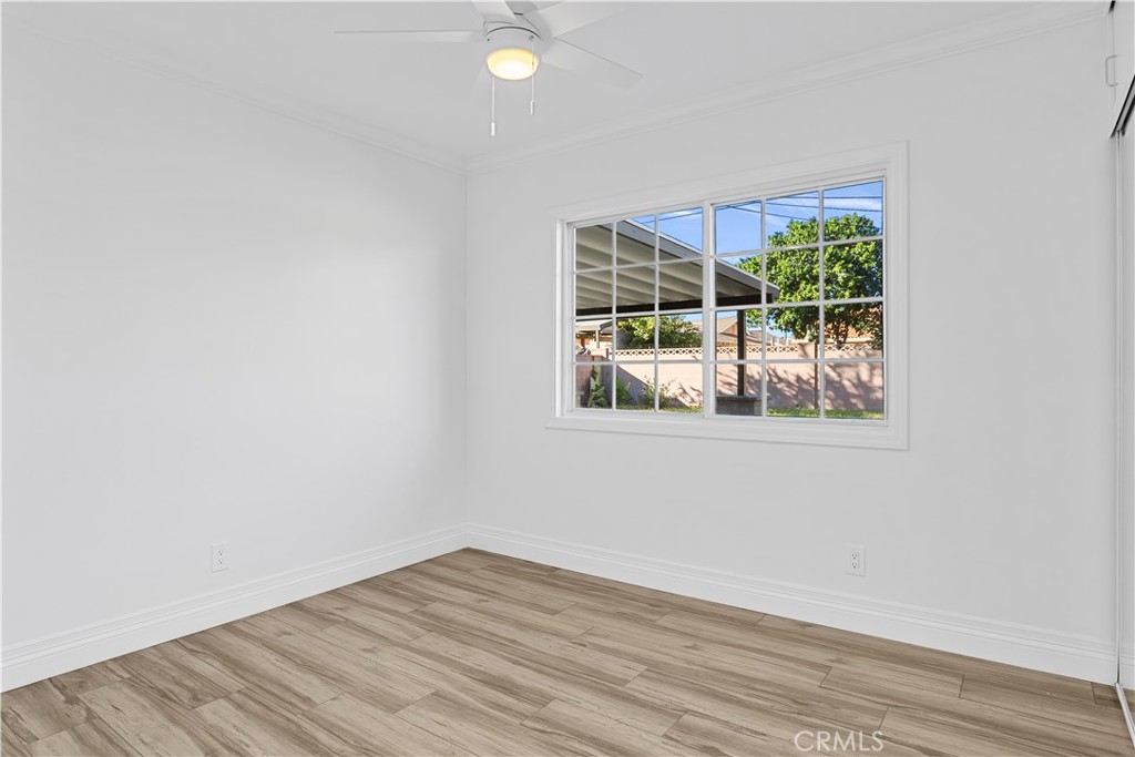1125 W Hampshire