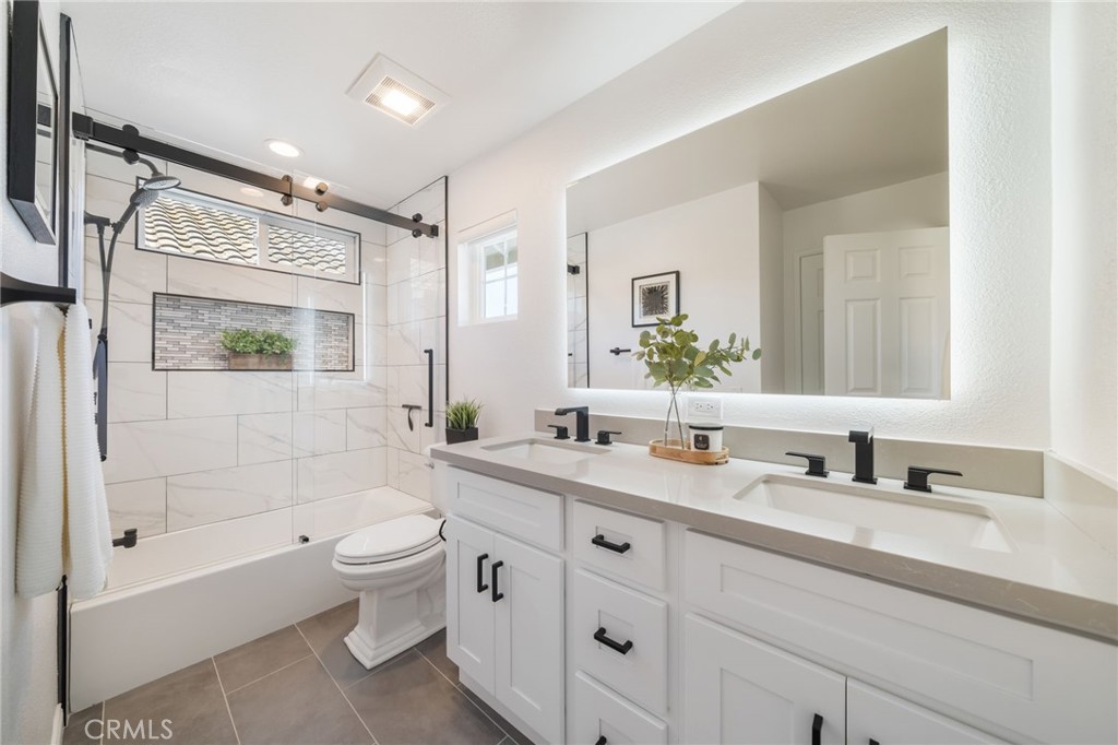 26666 Strafford