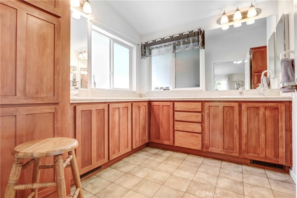 18601 Newland Street 102