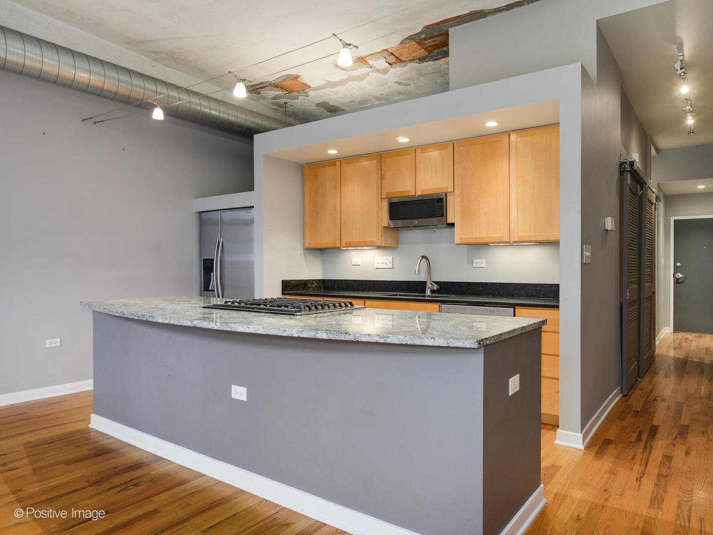 1910 S Indiana Avenue Unit: 319