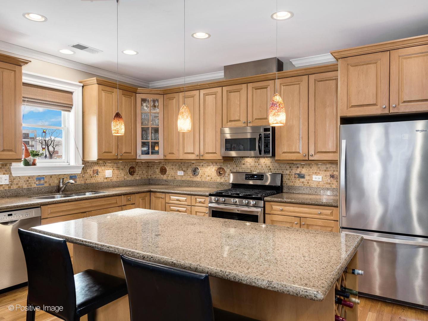 1368 N Mohawk Street Unit: 2S