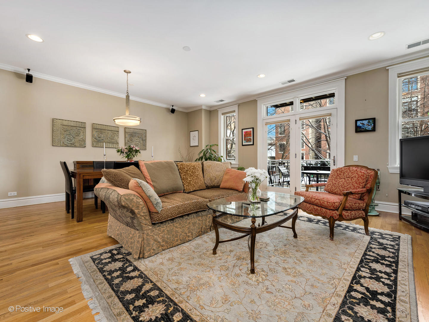 1368 N Mohawk Street Unit: 2S