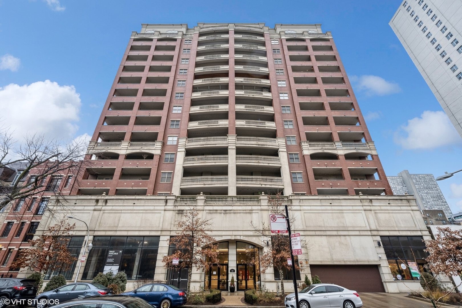 828 W Grace Street Unit: 1205