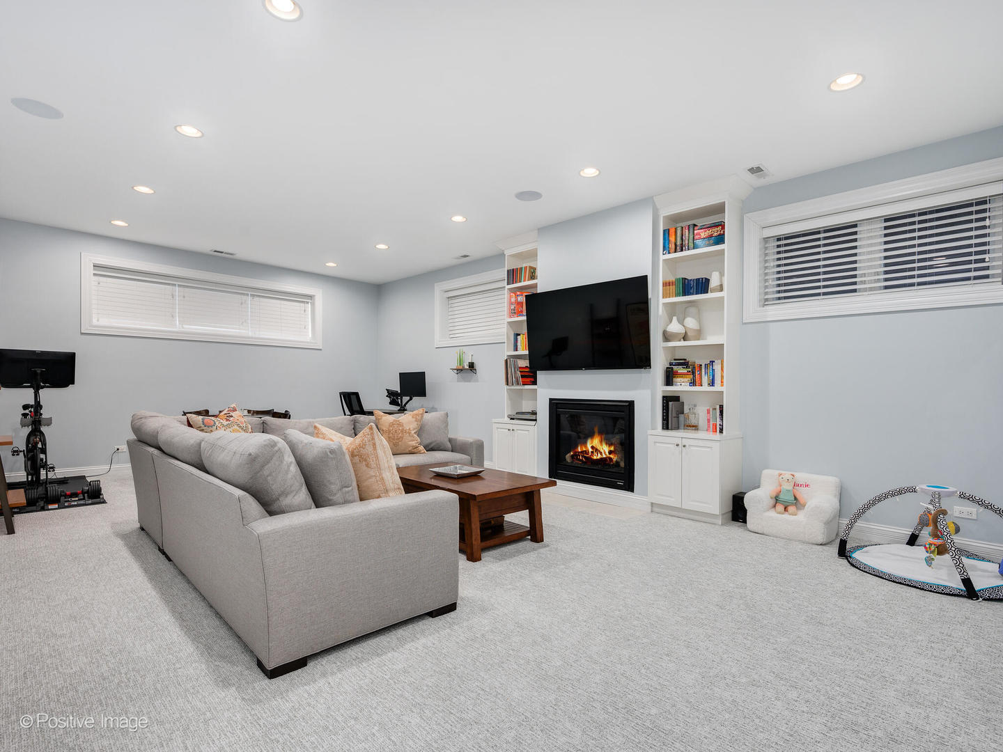 2219 W Wabansia Avenue Unit: 1E