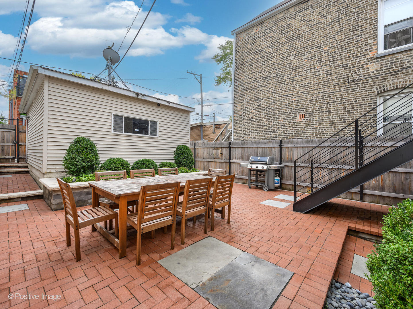 2245 W Charleston Street