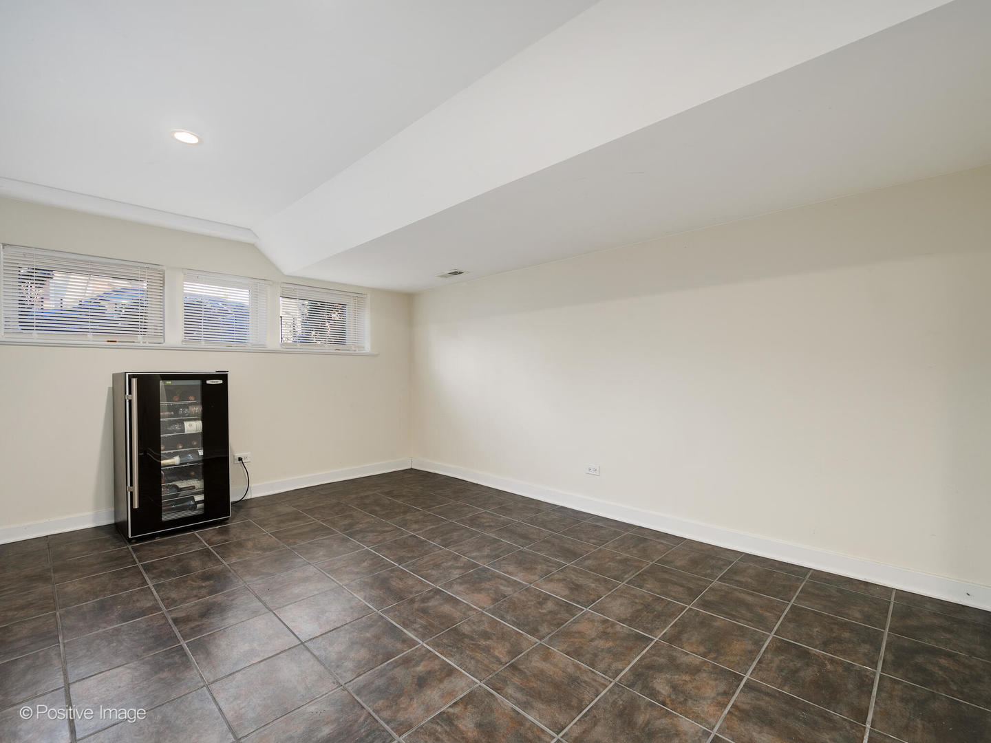 2245 W Charleston Street