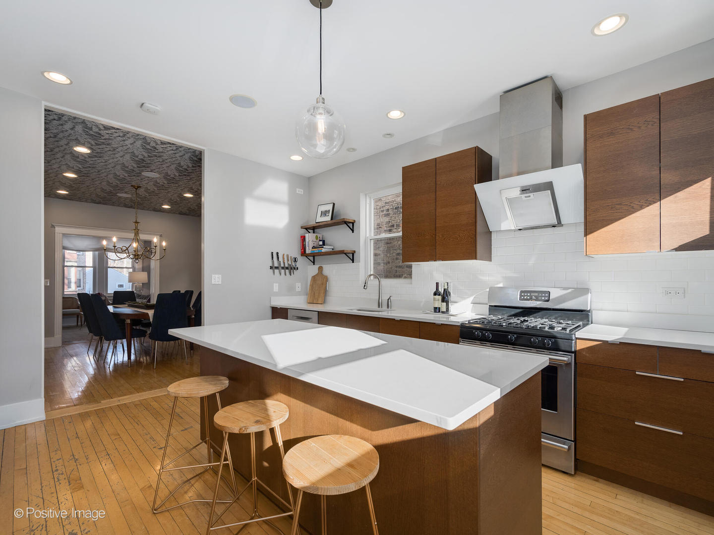 2245 W Charleston Street