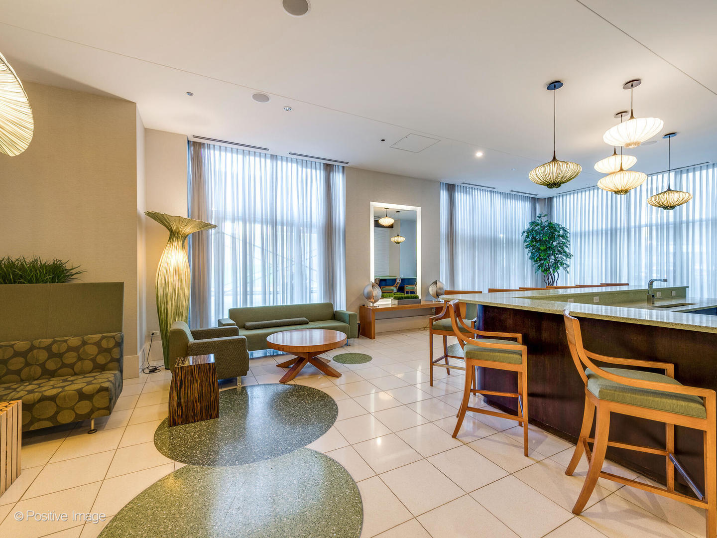 125 S GREEN Street Unit: 604A