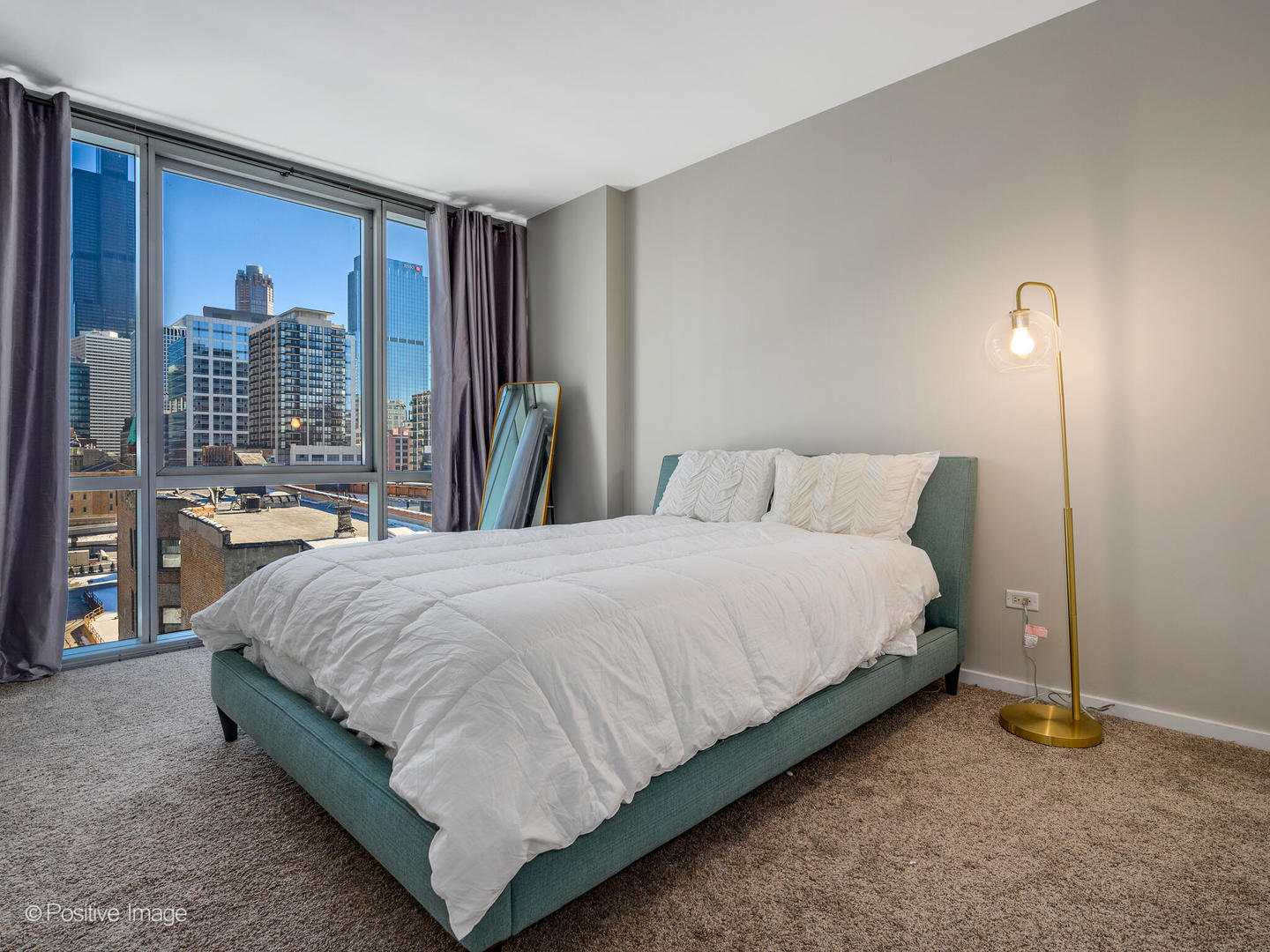 125 S GREEN Street Unit: 604A