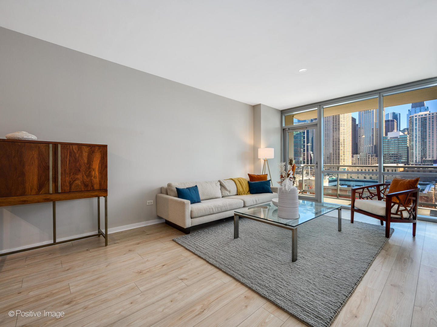 125 S GREEN Street Unit: 604A