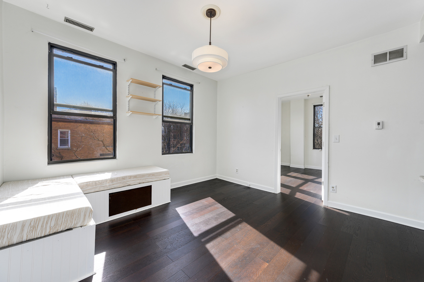 1958 W George Street Unit: 2