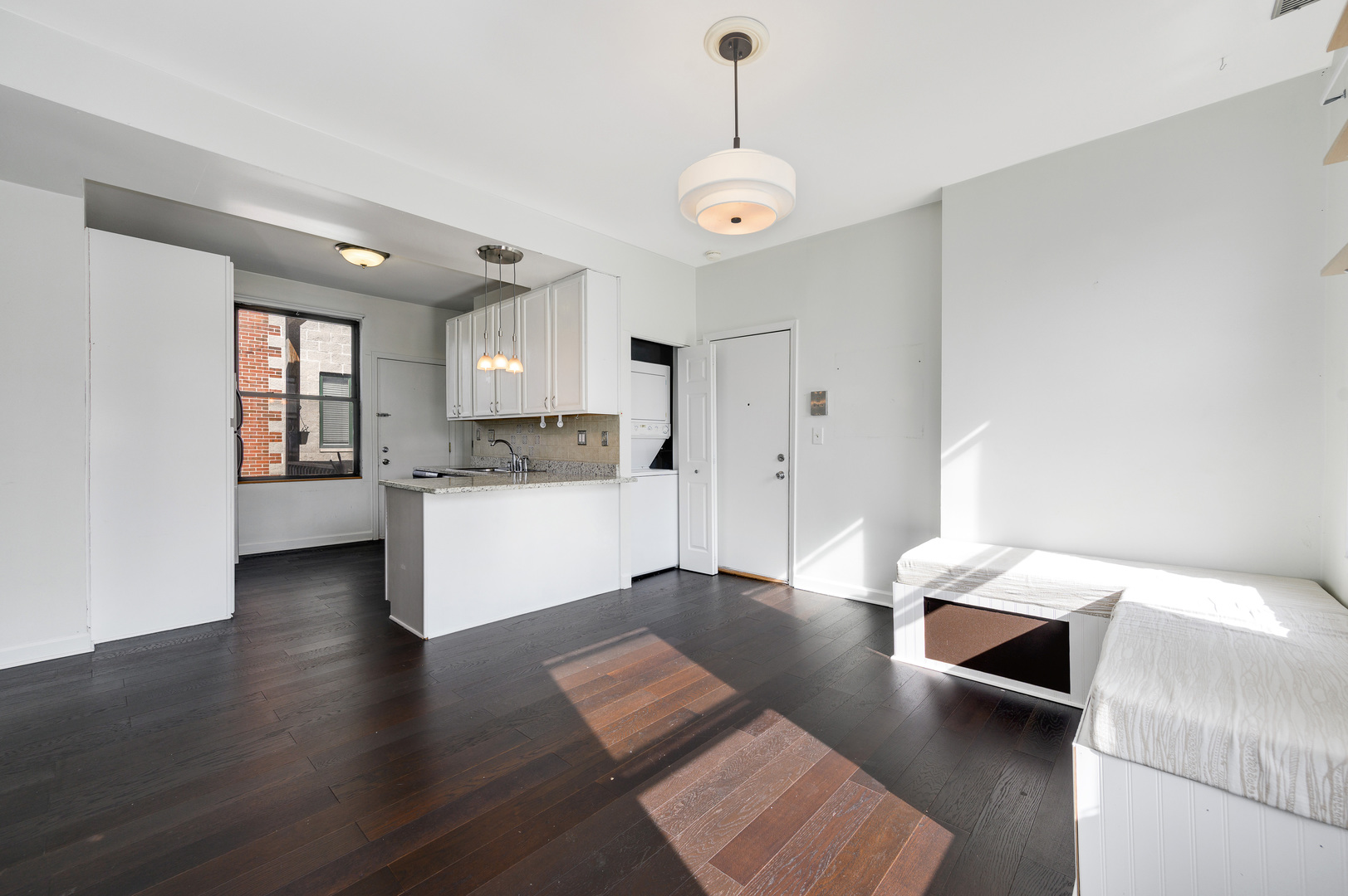 1958 W George Street Unit: 2