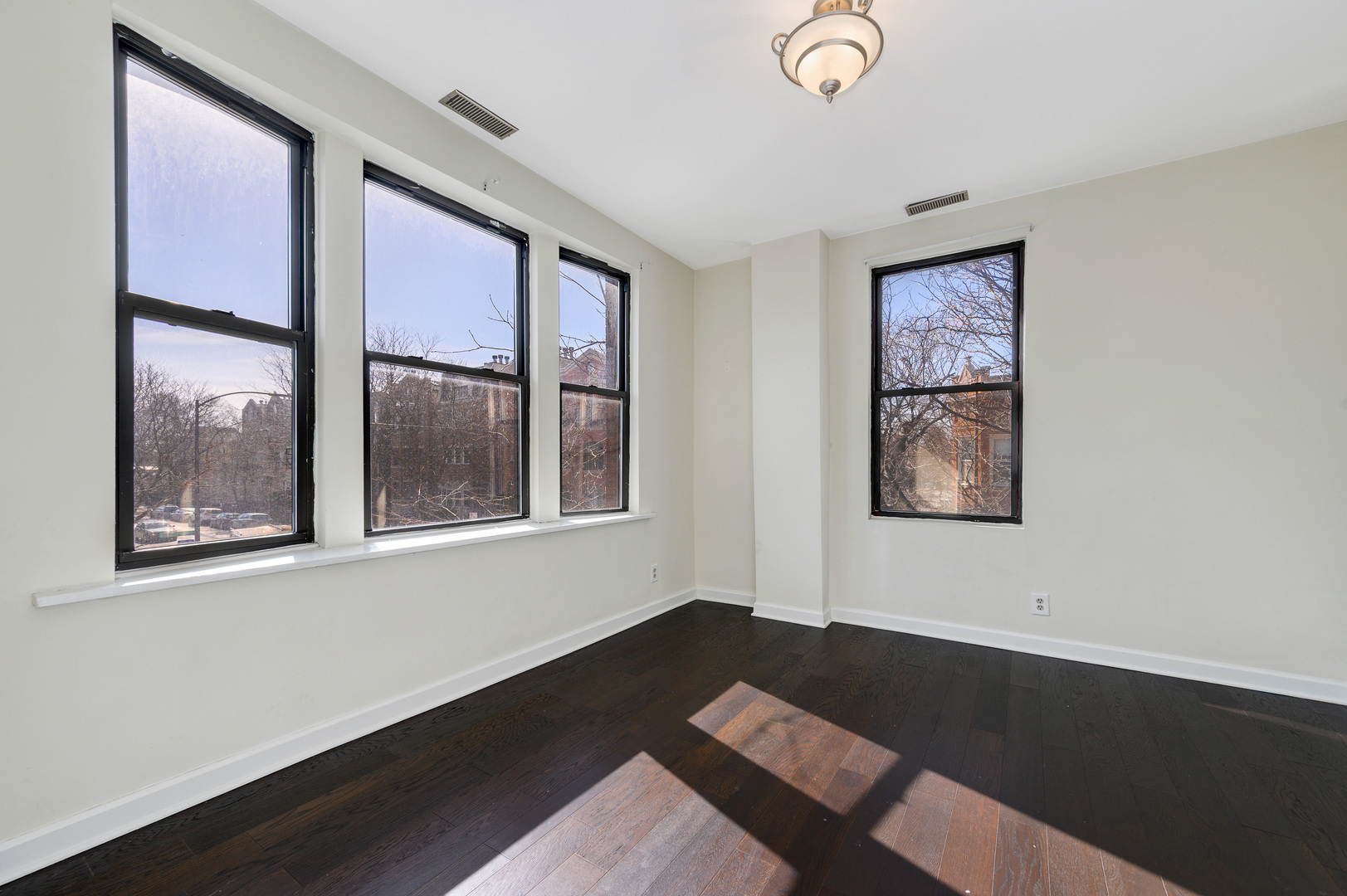 1958 W George Street Unit: 2