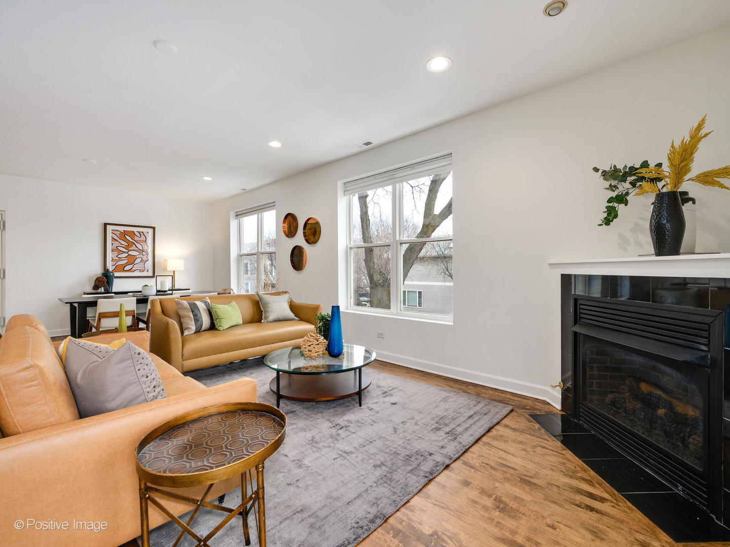 1702 N Artesian Avenue Unit: 2W