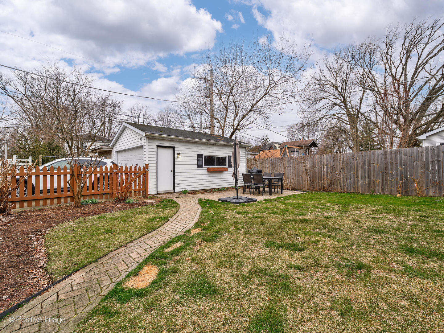 913 Cambridge Lane
