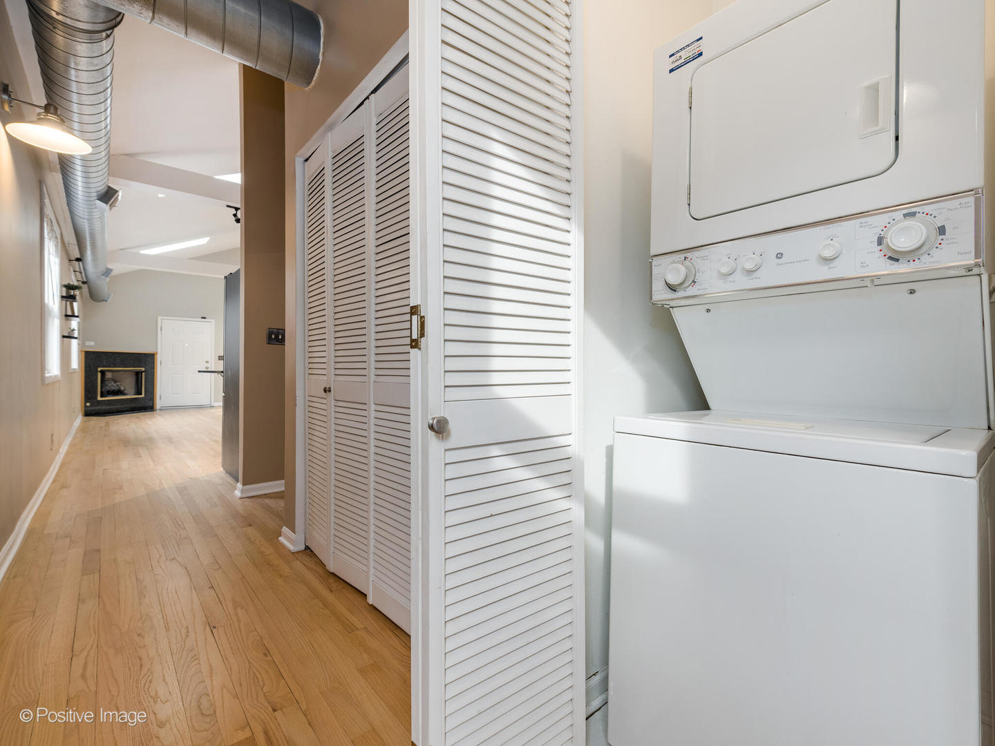 2406 W Flournoy Street Unit: 4