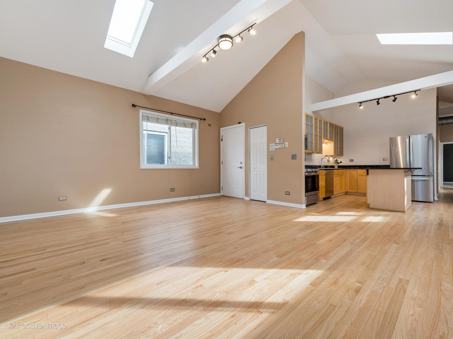 2406 W Flournoy Street Unit: 4