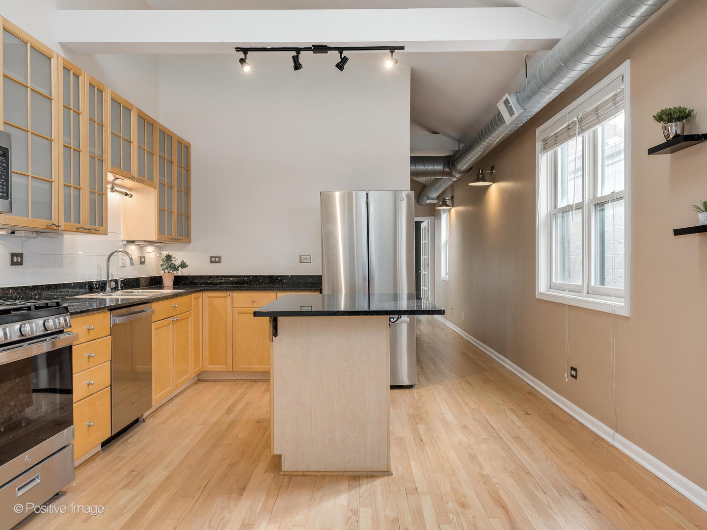 2406 W Flournoy Street Unit: 4