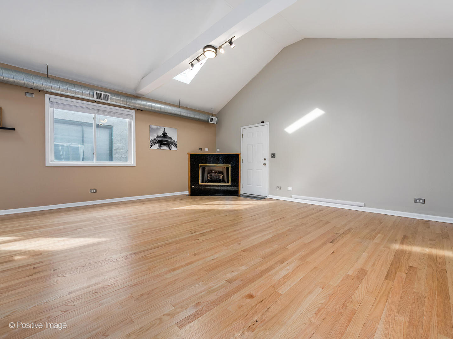 2406 W Flournoy Street Unit: 4