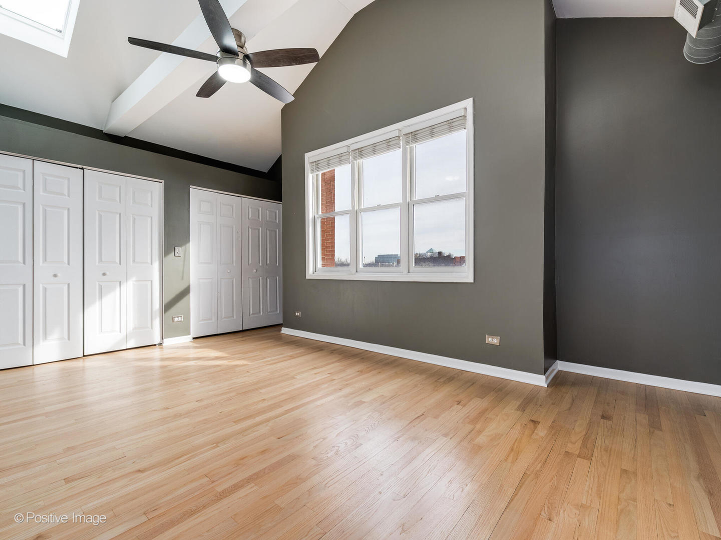 2406 W Flournoy Street Unit: 4