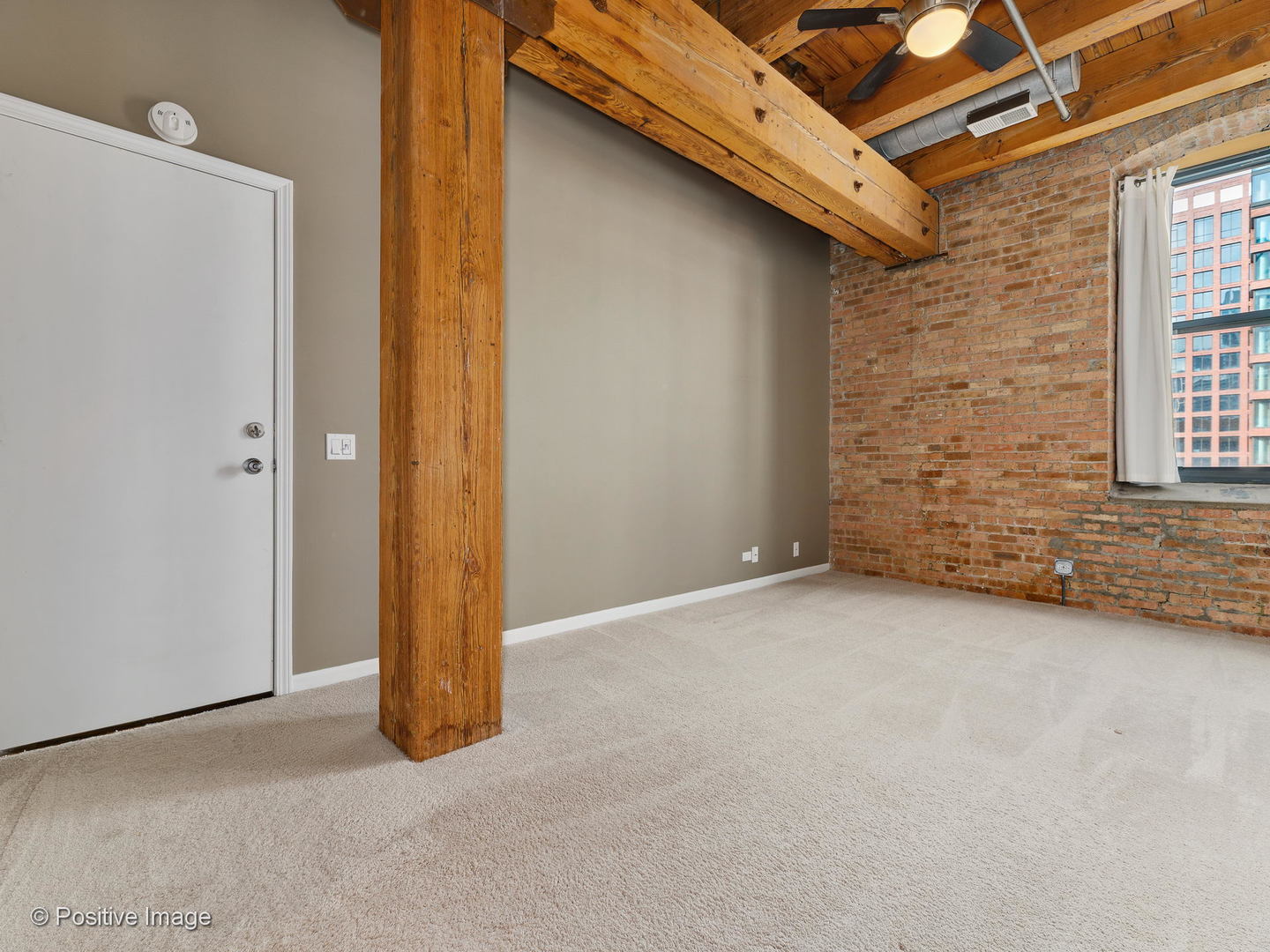 14 N Peoria Street Unit: 4D