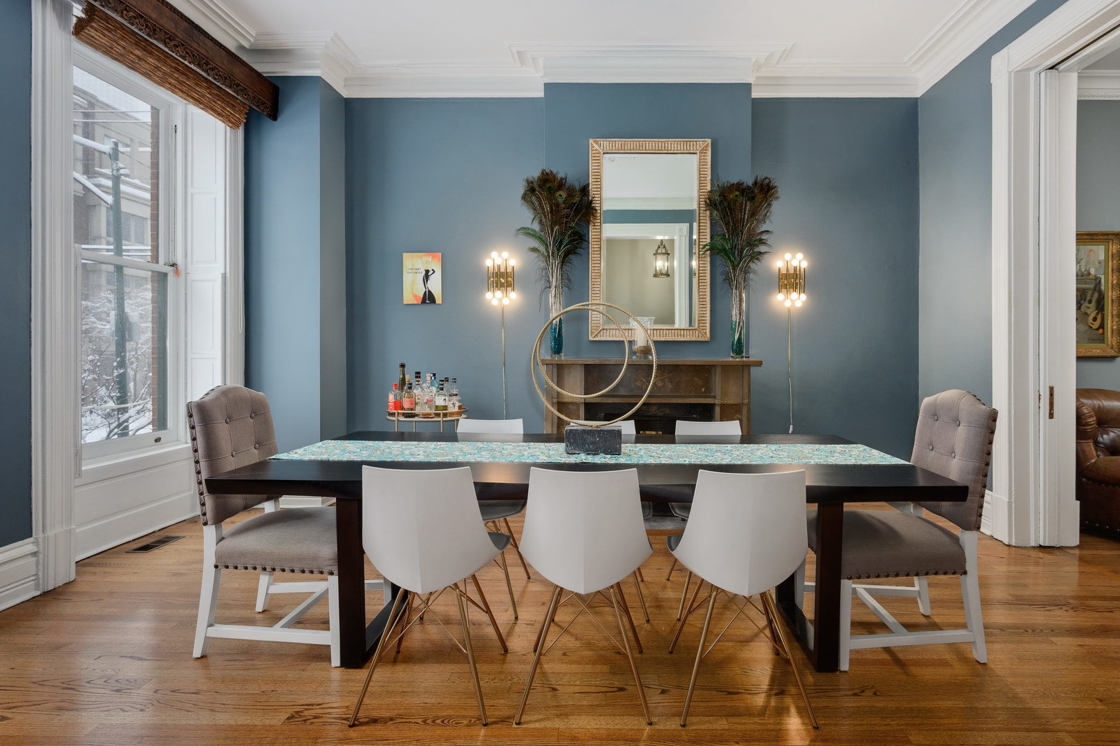 121 W DELAWARE Place