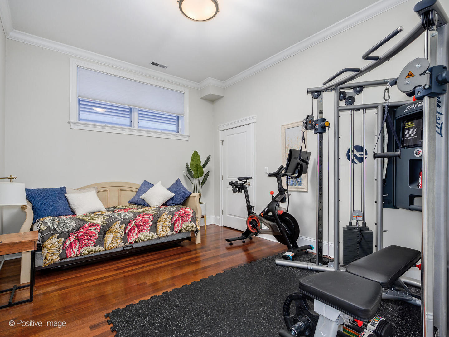 1053 W Wrightwood Avenue Unit: 1